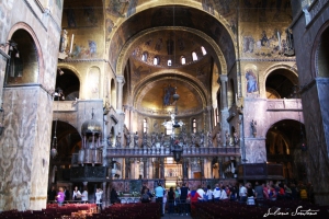Interior da Basílica